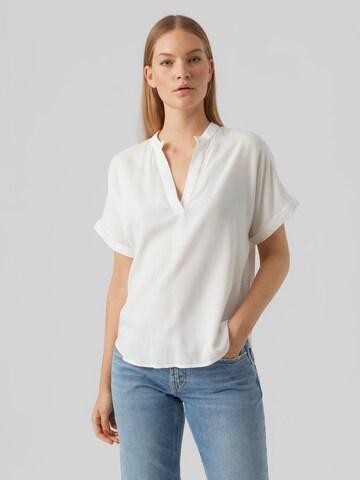 VERO MODA Blus 'Beauty' i vit: framsida