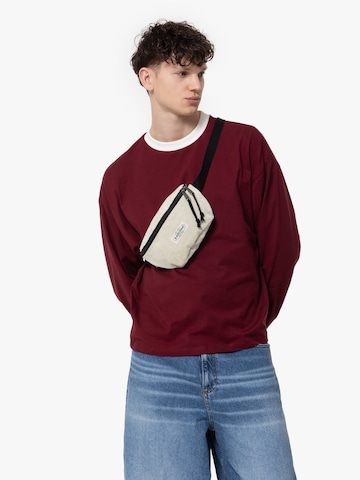 Borsetă 'Springer' de la EASTPAK pe bej