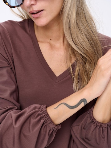 Blue Shadow Blouse in Brown