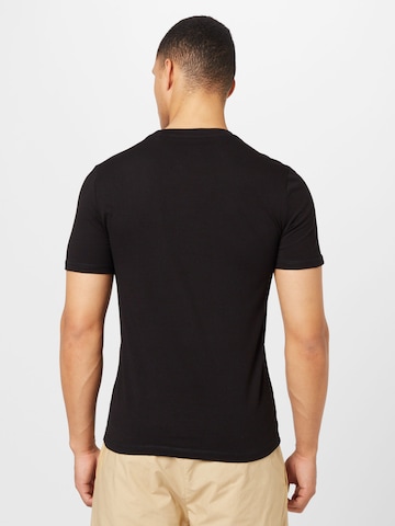 GUESS T-shirt 'Aidy' i svart