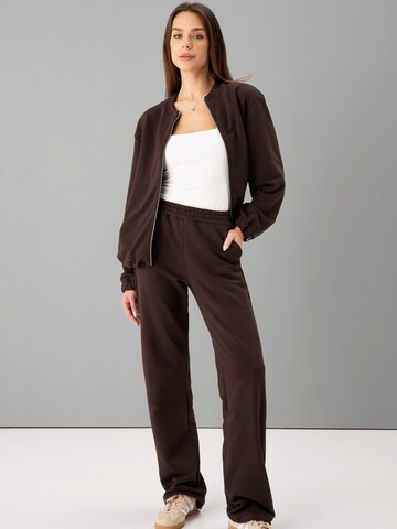 cut my fashion Sweat suit 'Mėja' in Brown