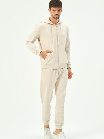 C&City Pyjama in Beige