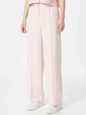 SELECTED FEMME Wide leg Pleat-Front Pants 'Tinni' in Pink: front