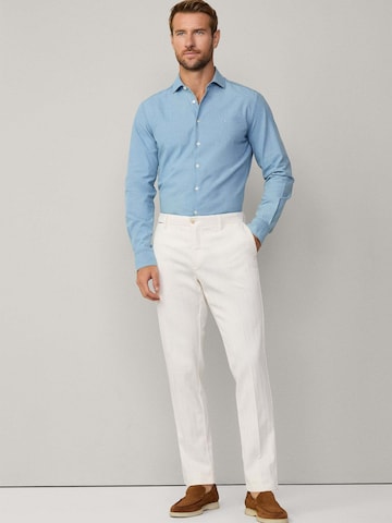 Hackett London Slimfit Chino 'Herringbone' in Wit