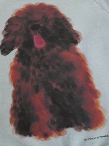 Felpa 'Bonnie' di Thinking MU in blu: frontale