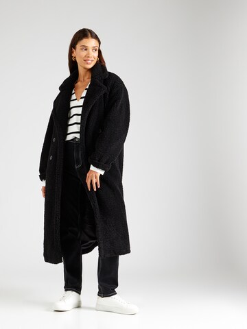 Giacca invernale di MYLAVIE by Sarah Harrison in nero: frontale