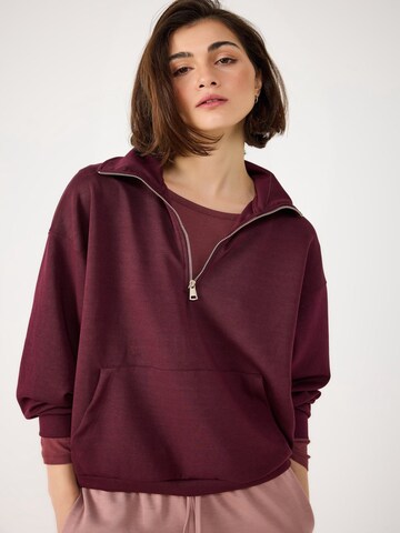 No Matter What Sweatshirt in Rot