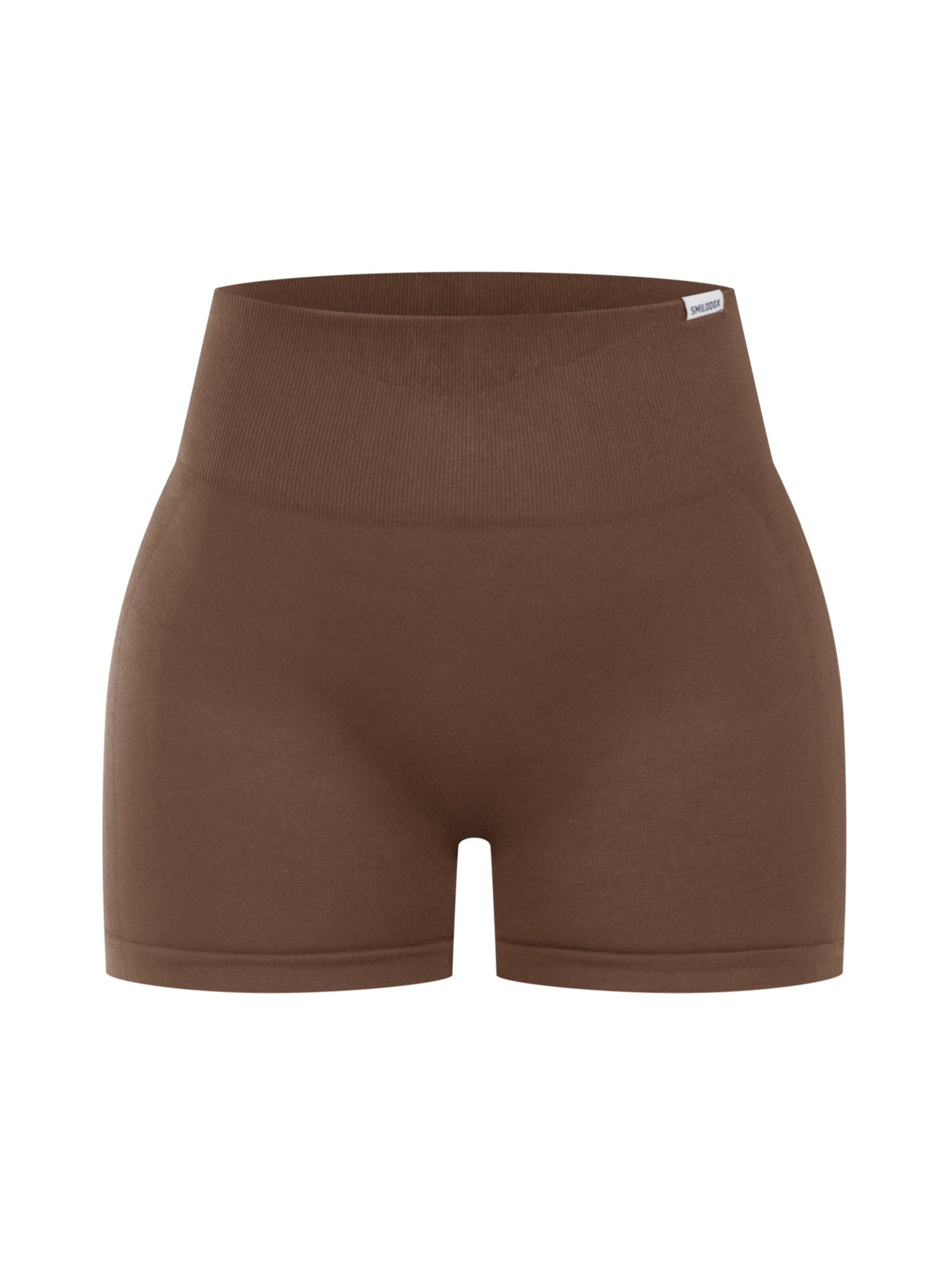 Smilodox Tapered Shorts ' Cetrina Pro ' in Braun: Vorderseite