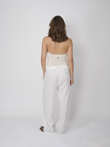 Wide leg Pantaloni di SHAMBLES in bianco