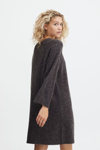 b.young Strickkleid in Braun