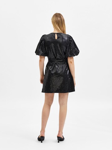 Robe 'Sandy' SELECTED FEMME en noir