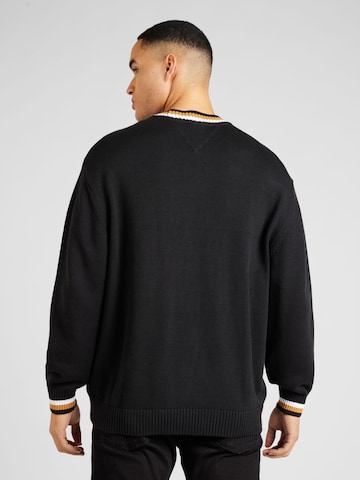 Tommy Jeans - Pullover 'VARSITY' em preto