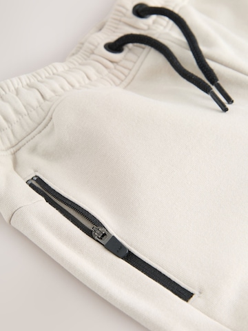 NextTapered Sportske hlače - bijela boja