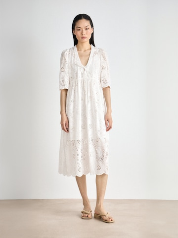 Crās Kleid 'Breeze' in Weiß