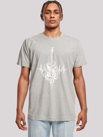 T-Shirt 'Gitarre Heartbeat' F4NT4STIC en gris : devant