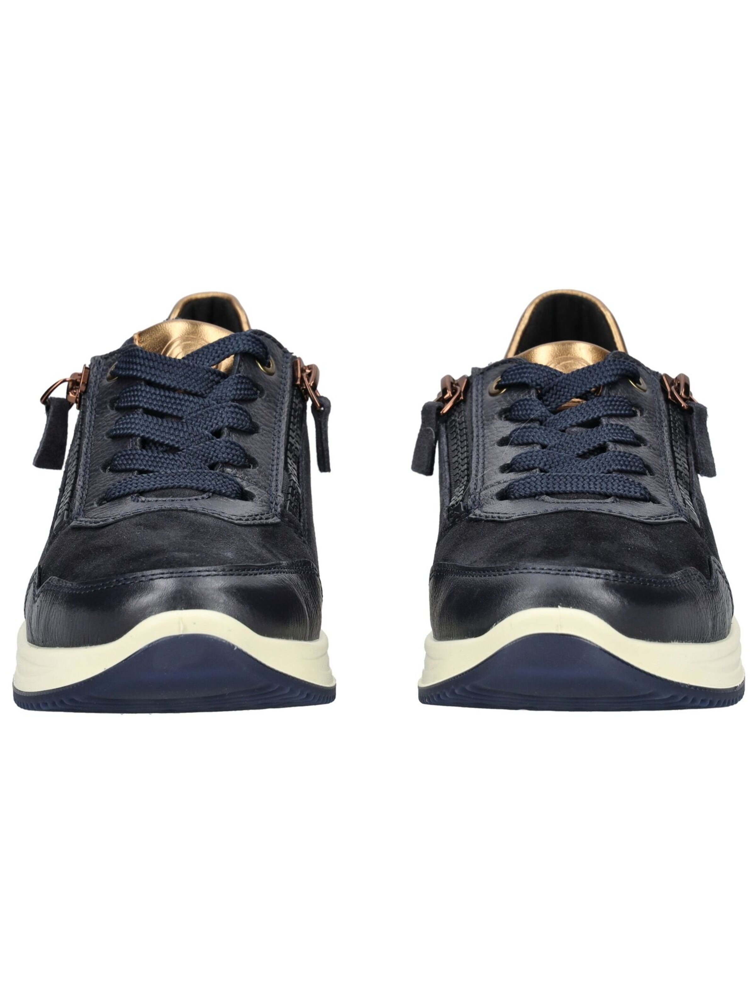 ARA Platform trainers in Black