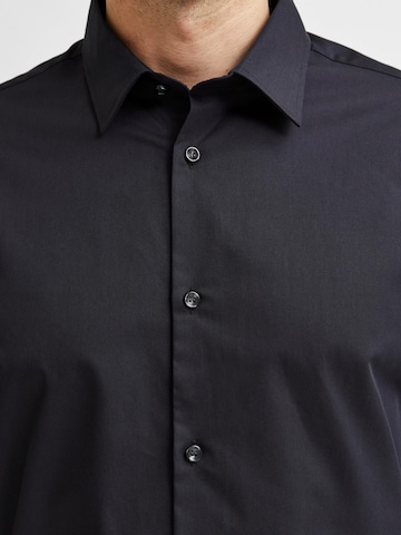 SELECTED HOMME - Slim Fit Camisa 'Ethan' em preto