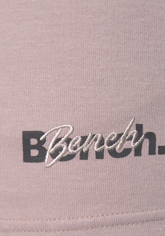 BENCH Regular Sportbroek in Roze