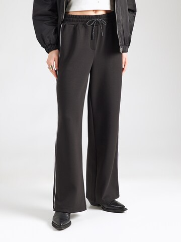 ICHI Wide leg Byxa 'IHKATE' i svart: framsida