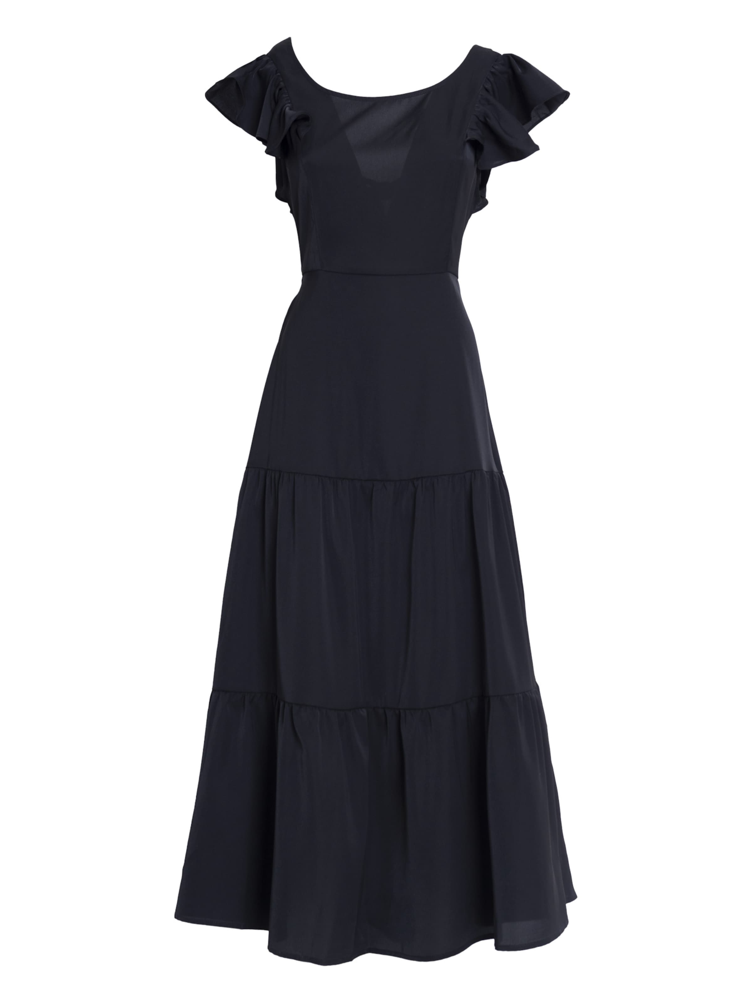 Abito di Influencer in nero: frontale