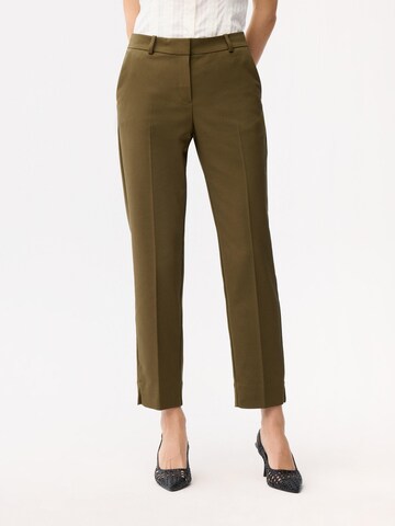 adl Regular Pants in Green