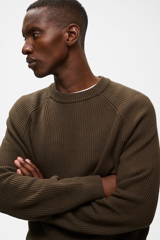 Matinique Sweater in Brown