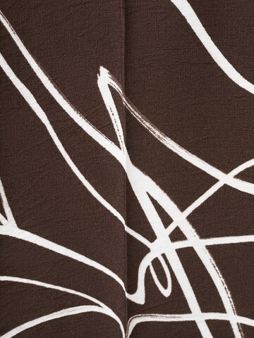 Wide Leg Pantalon à plis 'LAUREN' MANGO en marron