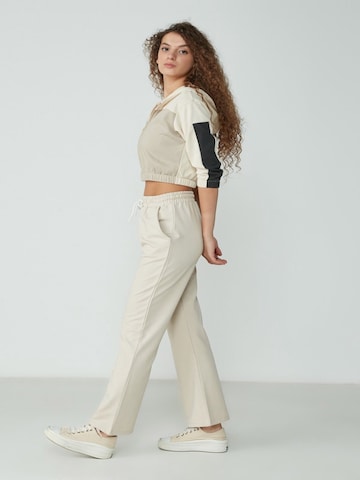 C&City Flared Hose in Beige