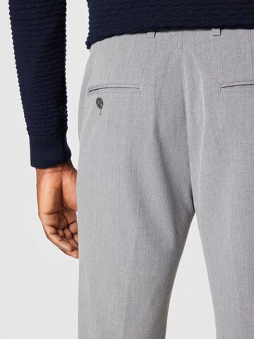 Matinique Slim fit Pleated Pants 'Liam' in Grey