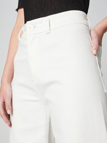 Wide Leg Jean 'Jenny' Guido Maria Kretschmer Women en blanc