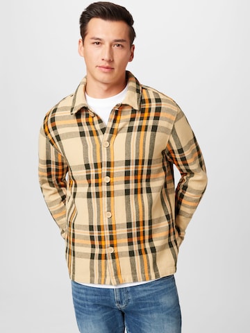 KnowledgeCotton Apparel Regular fit Button Up Shirt in Green: front