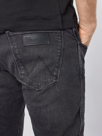 WRANGLER Skinny Džíny 'Bryson' – šedá