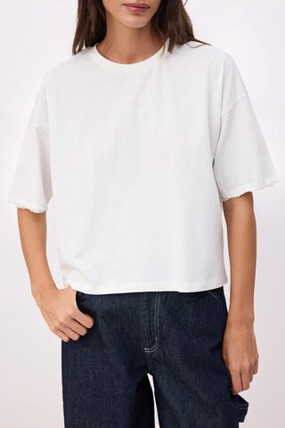 Trendyol Shirt in White