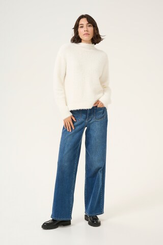 Kaffe Sweater in White