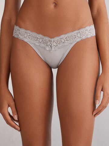 INTIMISSIMI Slip in Grau: Vorderseite