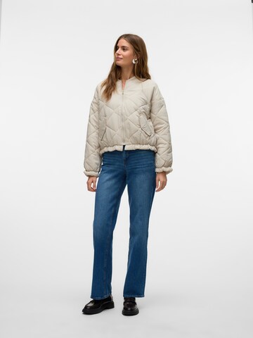 Giacca di mezza stagione 'Yrsa' di VERO MODA in grigio