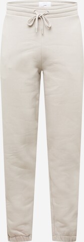 DAN FOX APPAREL Tapered Broek 'Danilo' in Grijs: voorkant