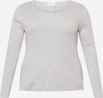 Pullover di Calvin Klein Curve in grigio: frontale