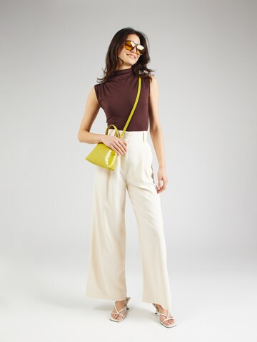 Wide leg Pantaloni cutați 'Prescillia' de la IVY OAK pe bej