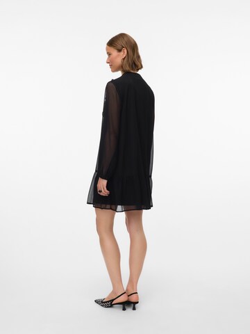 Rochie 'VMLinea' de la VERO MODA pe negru