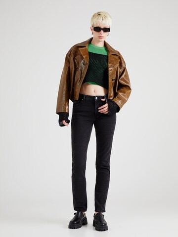 Coupe slim Jean Monki en noir