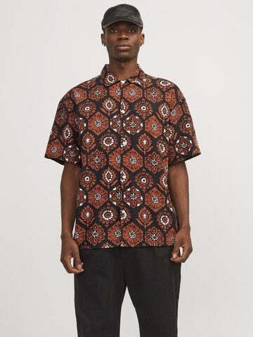 Coupe regular Chemise 'JJNOTO' JACK & JONES en marron : devant