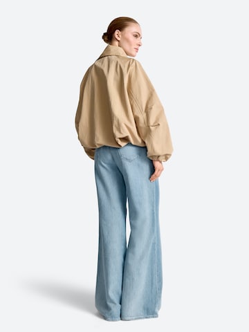 Veste mi-saison Rich & Royal en beige