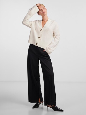 YAS Knit Cardigan 'FRIDO' in Beige