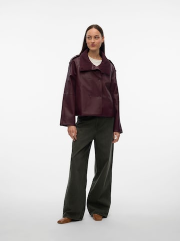 Veste d’hiver VERO MODA en rouge