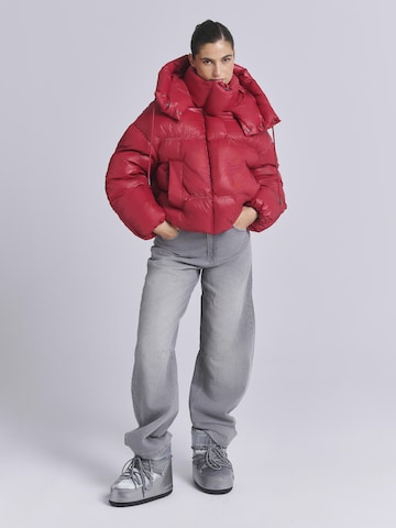 AEMMI Winter Jacket in Red