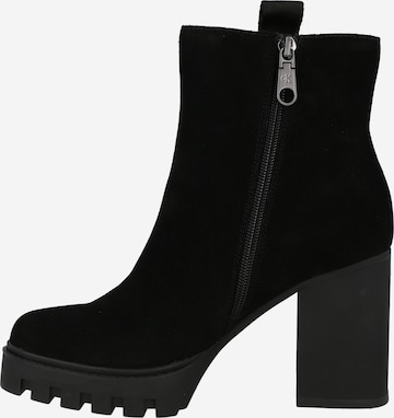 Botine de la Calvin Klein Jeans pe negru