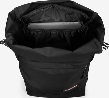 EASTPAK Batoh 'CHESTER' – černá