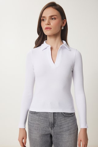 Happiness İstanbul Shirt in White: front