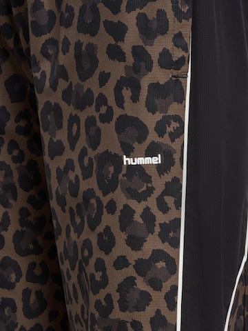 Hummel Regular Sports trousers in Brown